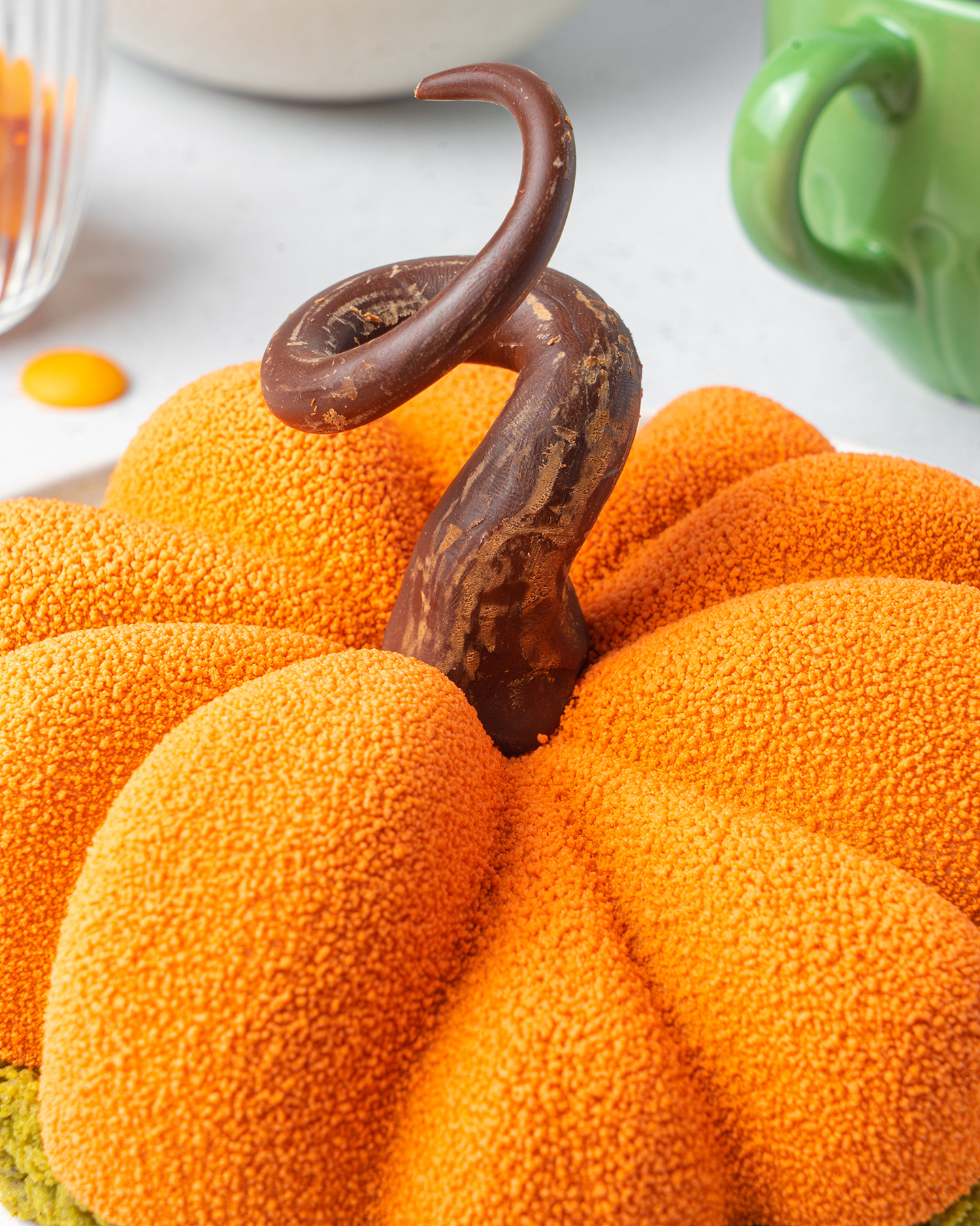 Шоколадно-тыквенное суфле с пряностями и ганашем